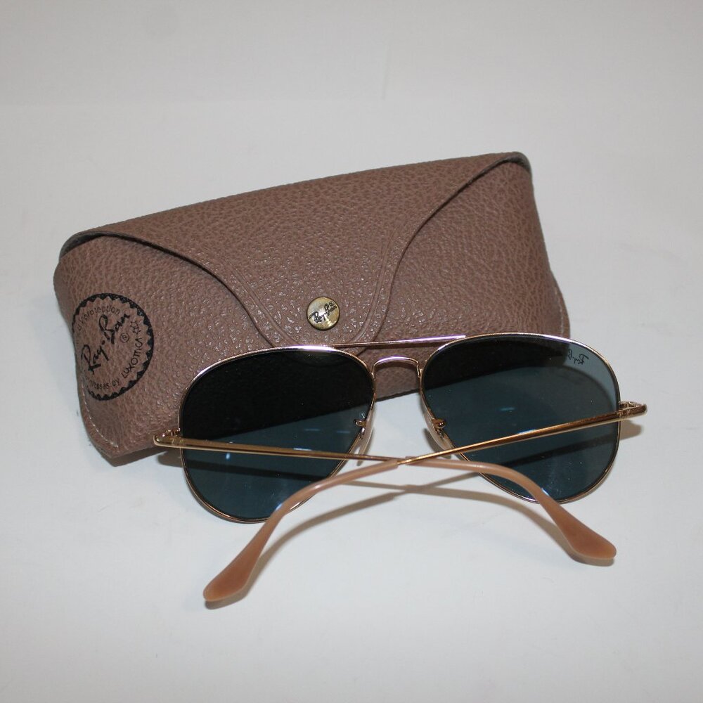 Ray Ban Aviators - Picture 3 of 6